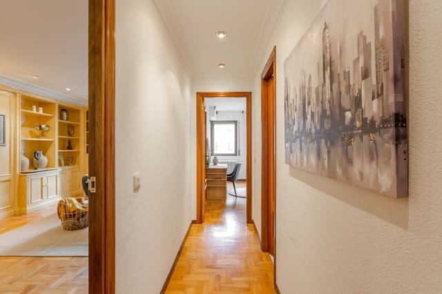 2 soveværelse Lejlighed til salg i Barañain med garage - € 254.900 (Ref: 10067220)