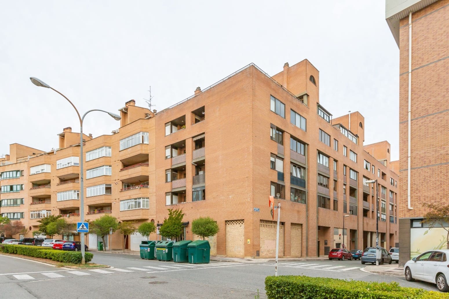 2 sypialnia Mieszkanie na sprzedaż w Baranain z garażem - 254 900 € (Ref: 10067220)