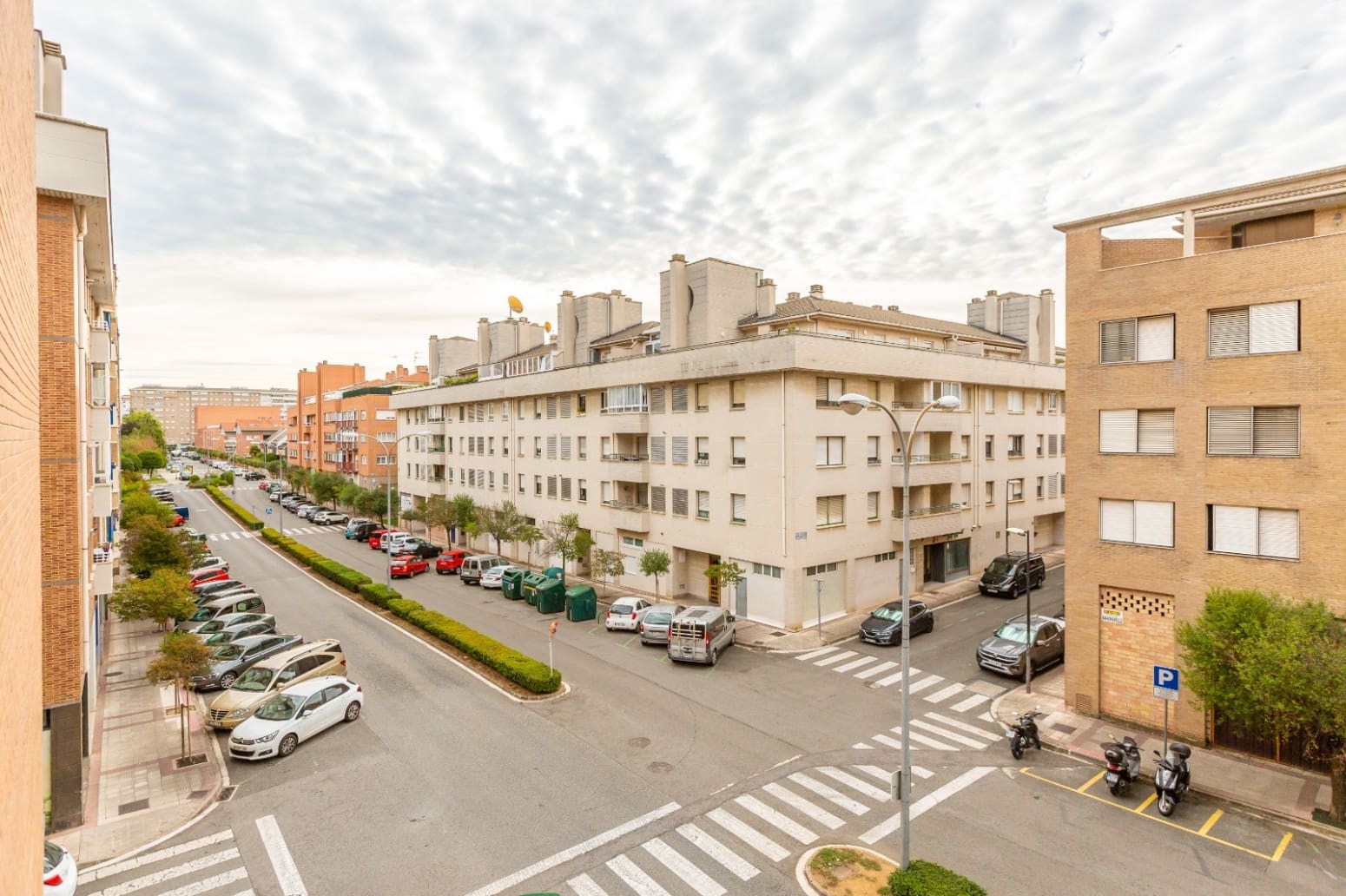 2 sypialnia Mieszkanie na sprzedaż w Baranain z garażem - 254 900 € (Ref: 10067220)