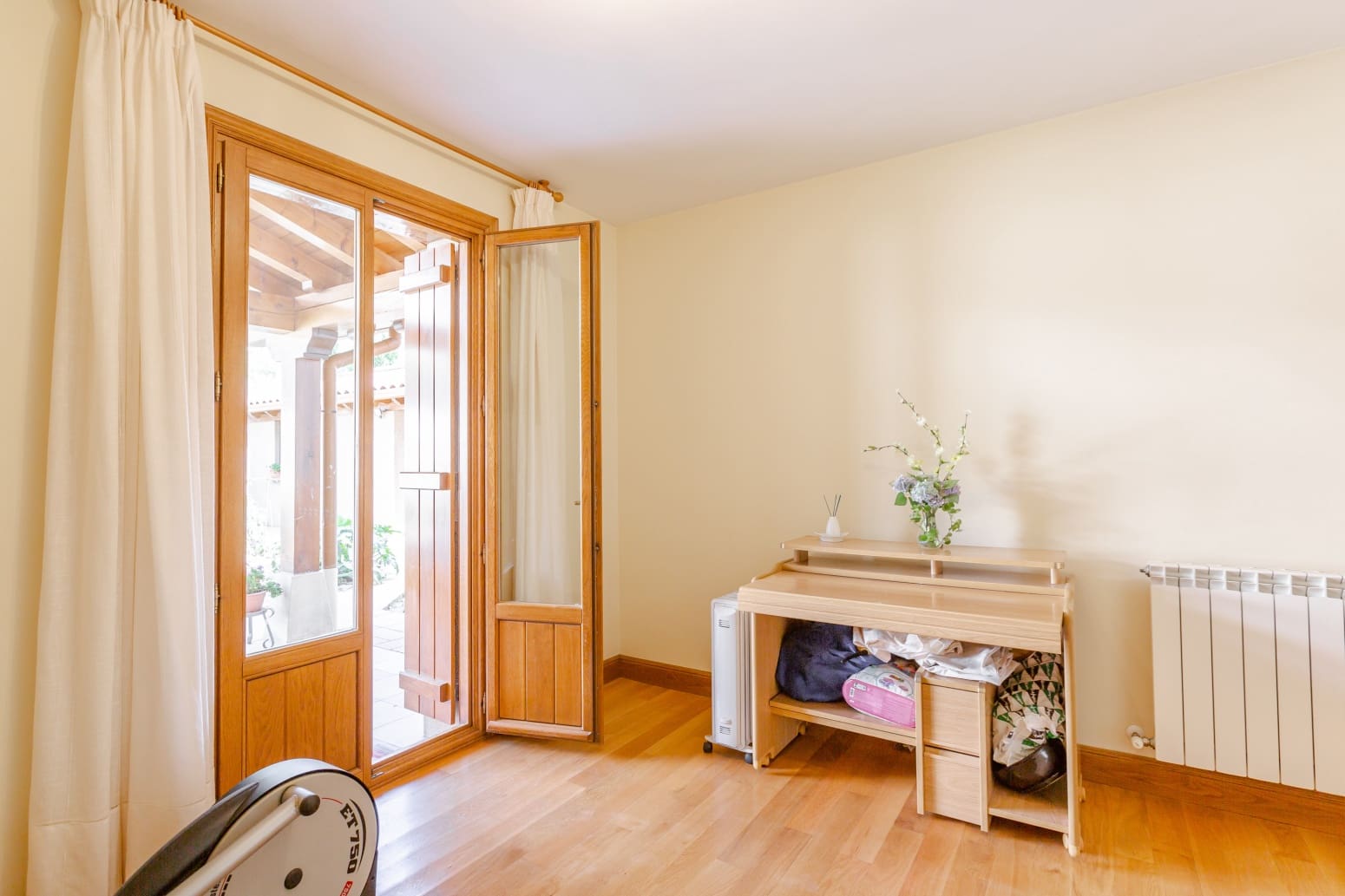 5 sovrum Villa till salu i Aizoain med garage - 691 000 € (Ref: 10075423)