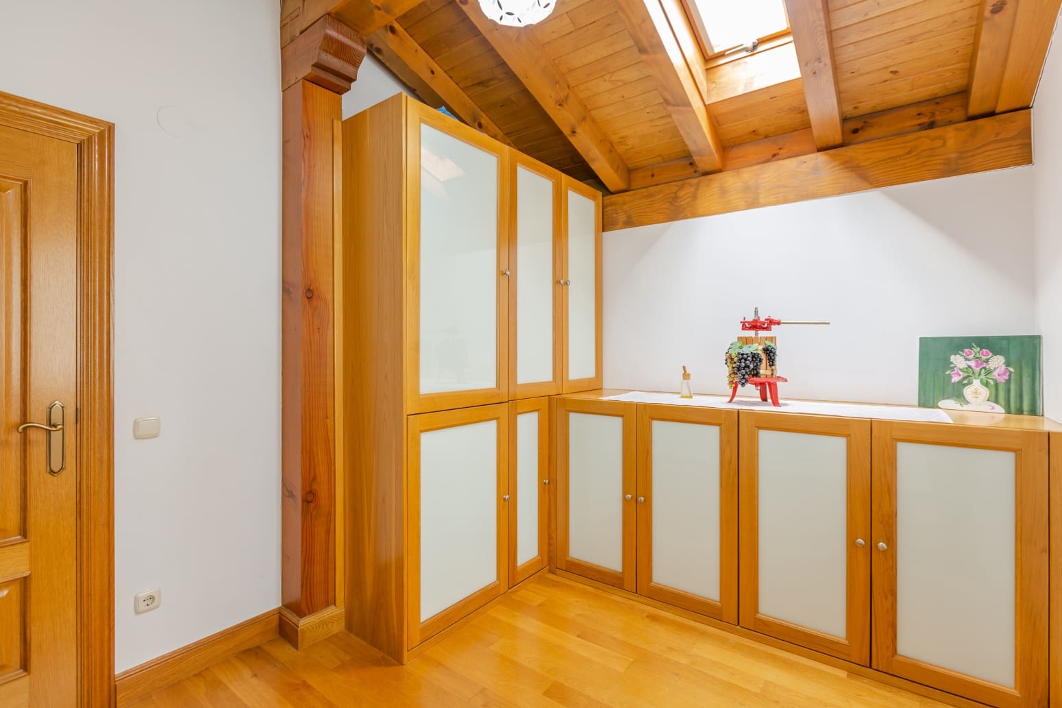 5 sovrum Villa till salu i Aizoain med garage - 691 000 € (Ref: 10075423)