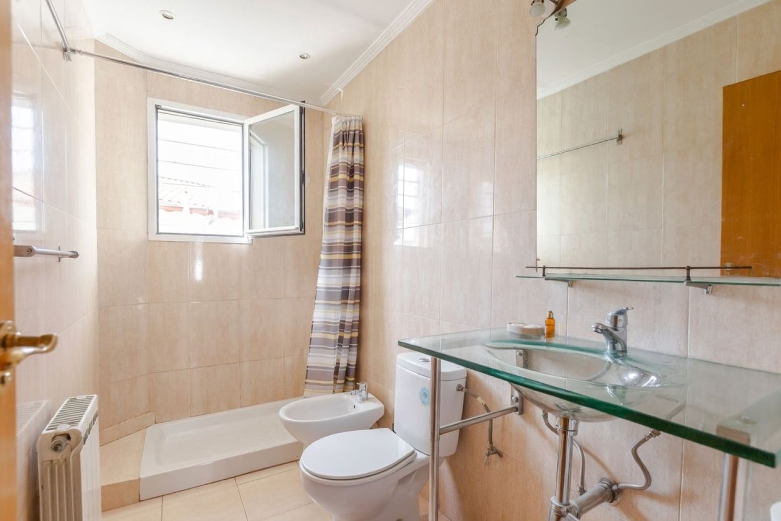 Piso de 3 habitaciones en Pamplona / Iruña en venta - 215.000 € (Ref: 10075424)