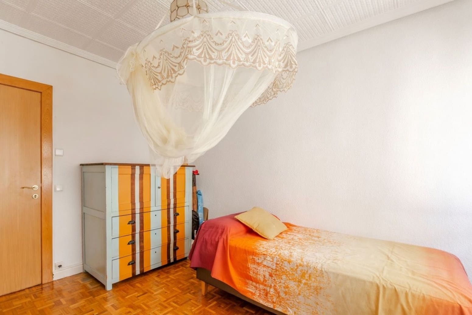 Piso de 3 habitaciones en Pamplona / Iruña en venta - 215.000 € (Ref: 10075424)