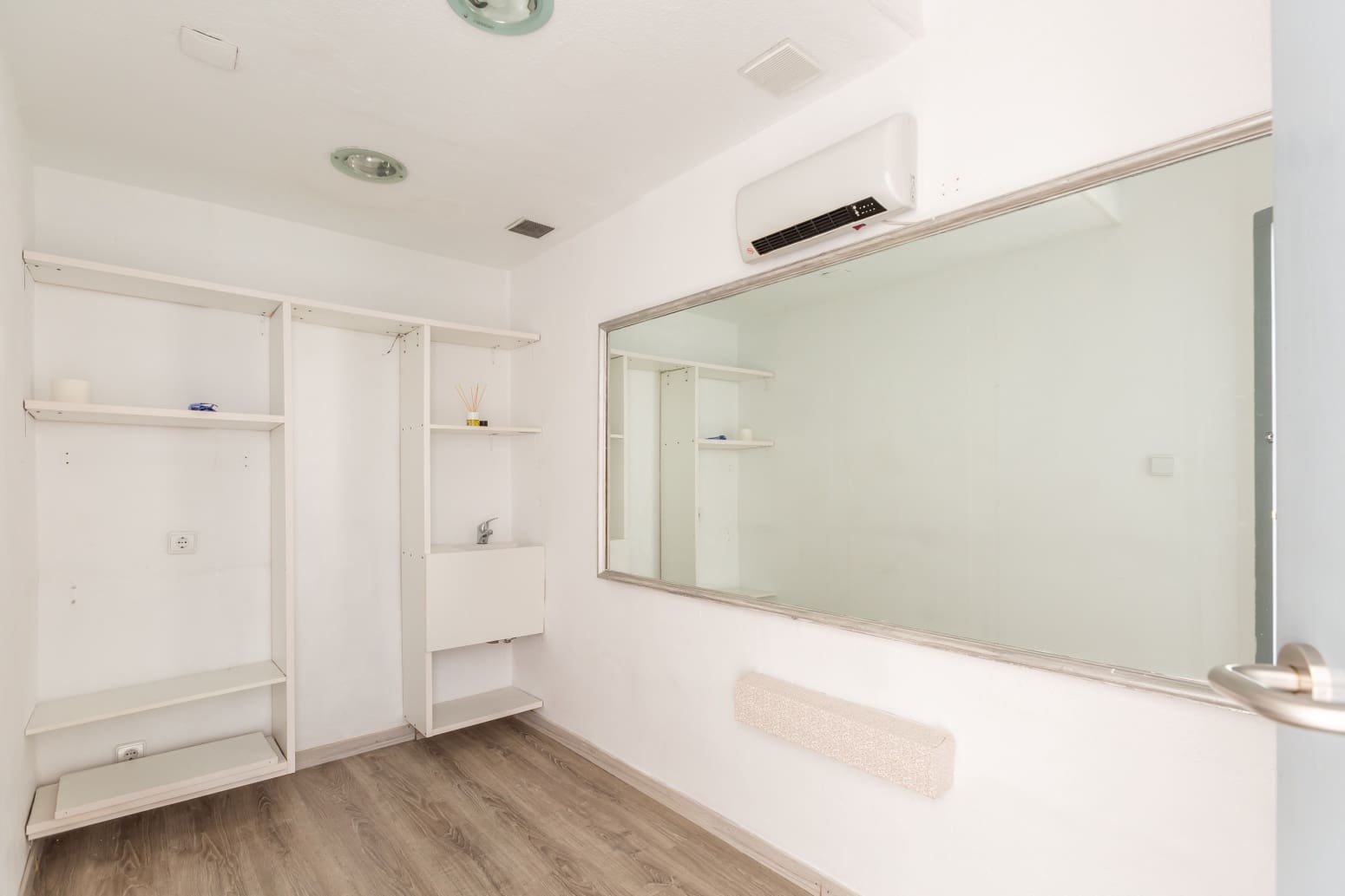 Kaupallinen vuokrattavana paikassa Pamplona - 680 € (Ref: 10085678)
