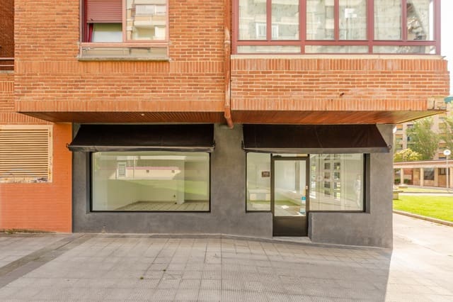 Kaupallinen vuokrattavana paikassa Pamplona - 680 € (Ref: 10085678)