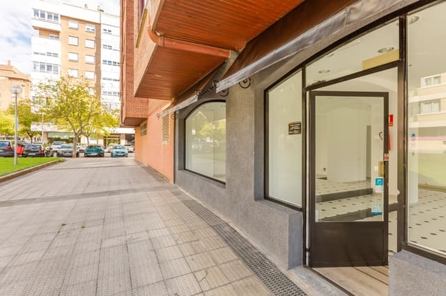 Kaupallinen vuokrattavana paikassa Pamplona - 680 € (Ref: 10085678)