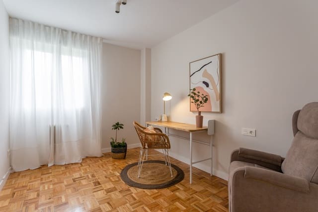 3 Zimmer Wohnung zu verkaufen in Barañain - 272.000 € (Ref: 10088976)