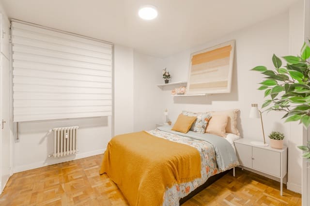 4 chambre Appartement à vendre à Pampelune avec garage - 459 000 € (Ref: 10101895)