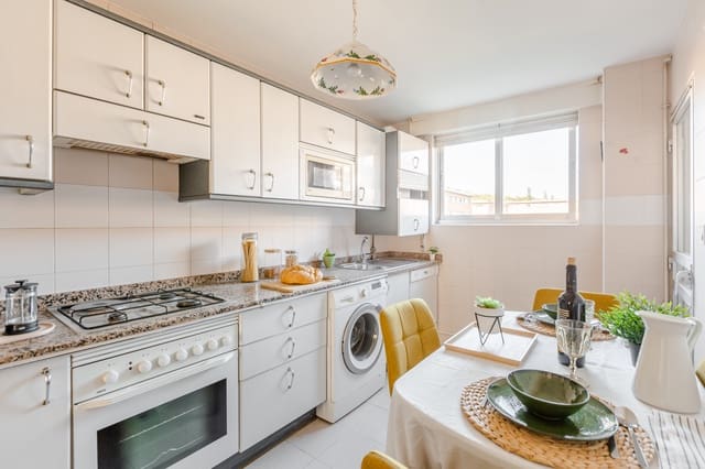 3 chambre Appartement à vendre à Pampelune avec garage - 265 000 € (Ref: 10101897)