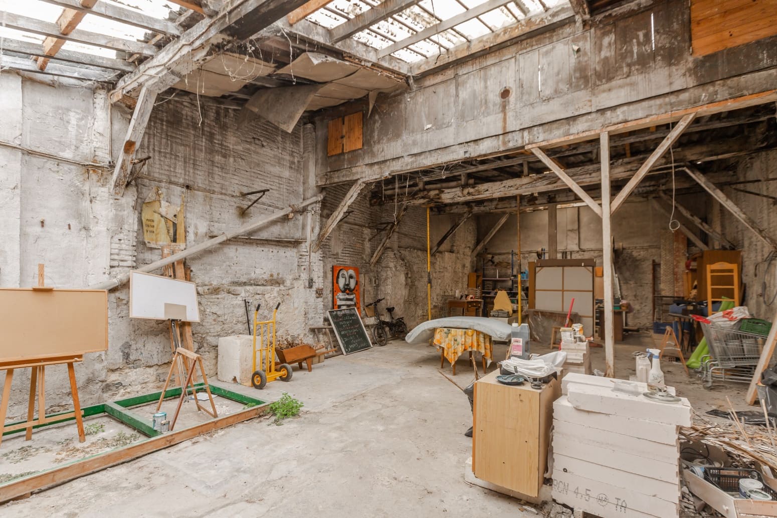 Commercial for sale in Pamplona / Iruna - € 239,000 (Ref: 10109049)