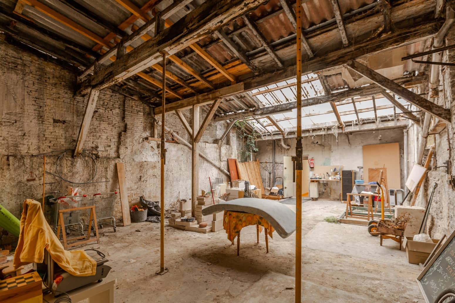 Commercial for sale in Pamplona / Iruna - € 239,000 (Ref: 10109049)
