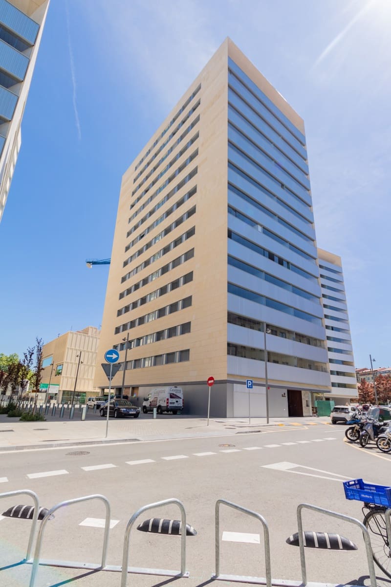 1 bedroom Flat for rent in Pamplona / Iruna with garage - € 1,150 (Ref: 10109050)