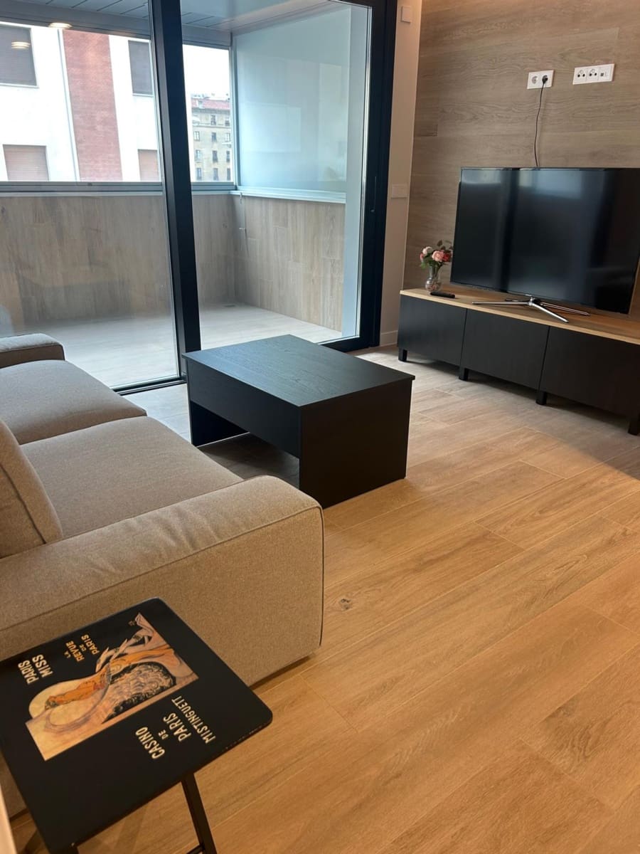 1 bedroom Flat for rent in Pamplona / Iruna with garage - € 1,150 (Ref: 10109050)