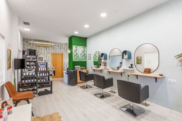 Bedrift til leie i Pamplona - € 34 000 (Ref: 10118939)