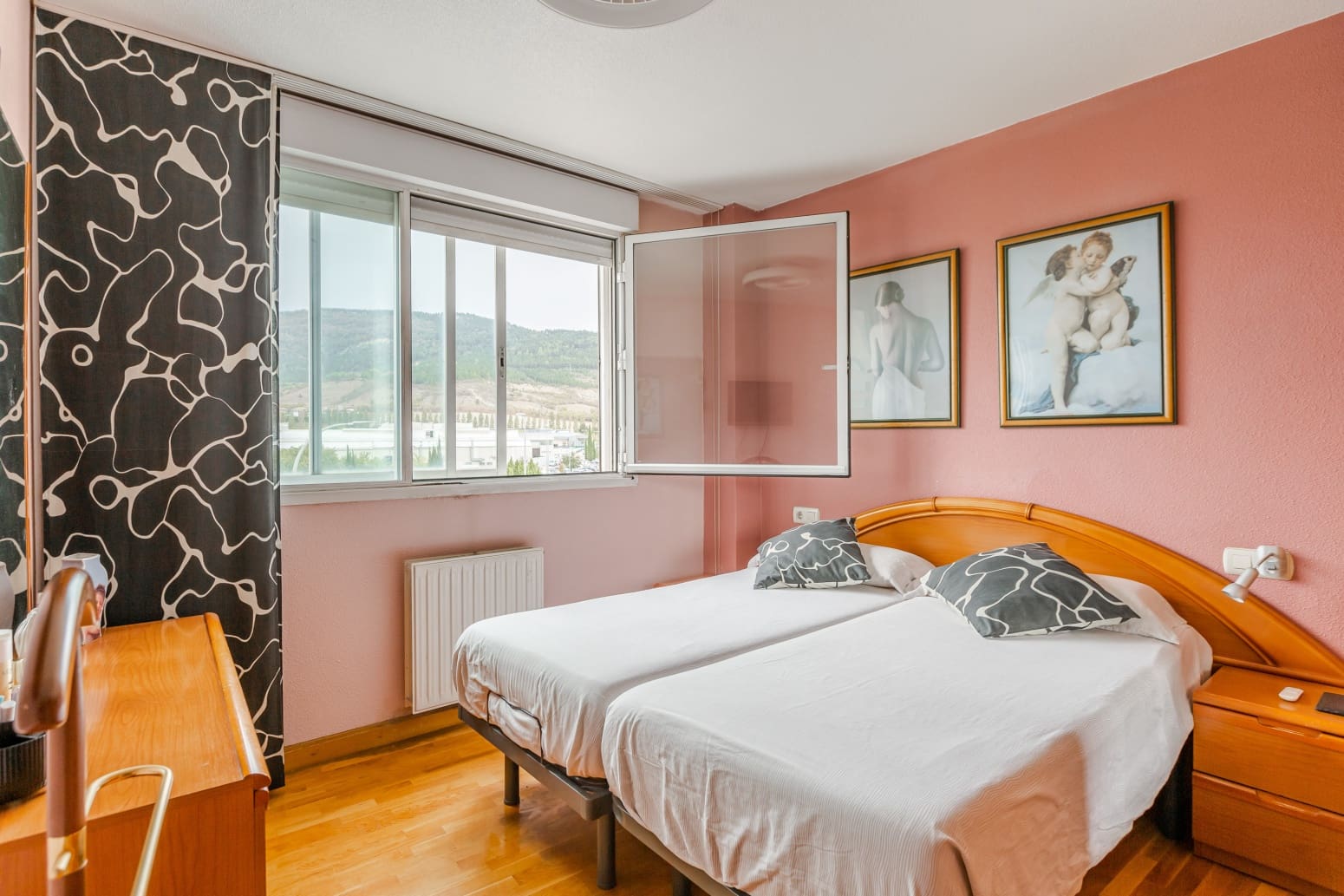 3 makuuhuone Asunto myytävänä paikassa Pamplona mukana 
autotalli - 240 000 € (Ref: 10123561)