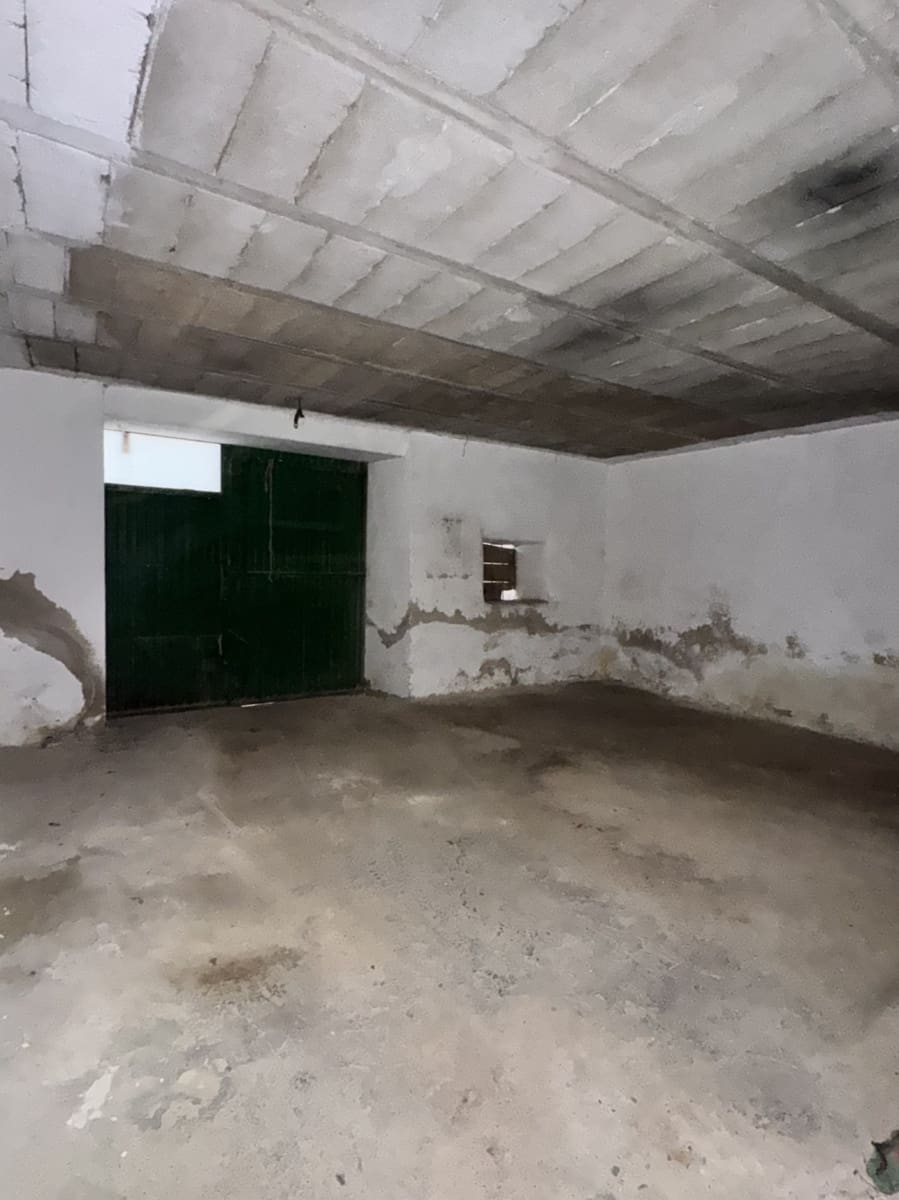 Villa for sale in Allo - € 65,000 (Ref: 10123562)