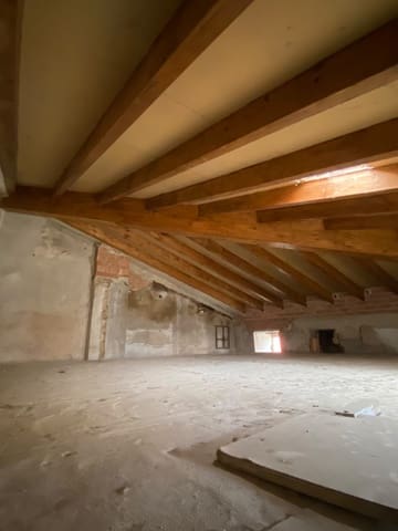 Chalet en Allo en venta - 65.000 € (Ref: 10123562)