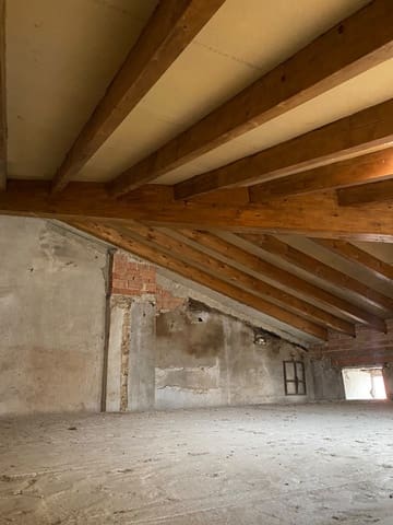 Chalet en Allo en venta - 65.000 € (Ref: 10123562)