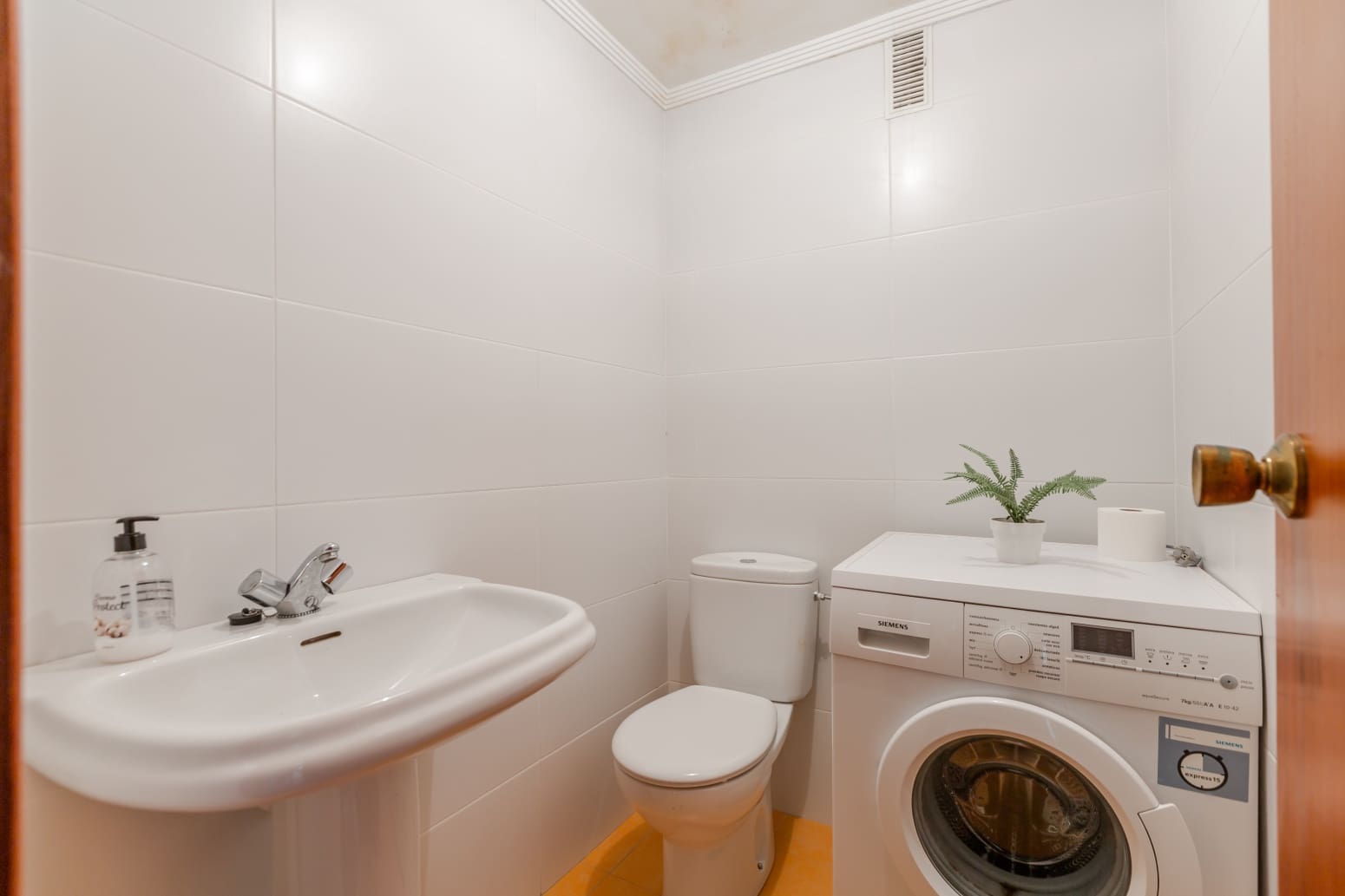 3 makuuhuone Asunto myytävänä paikassa Ansoain - 255 000 € (Ref: 10131331)