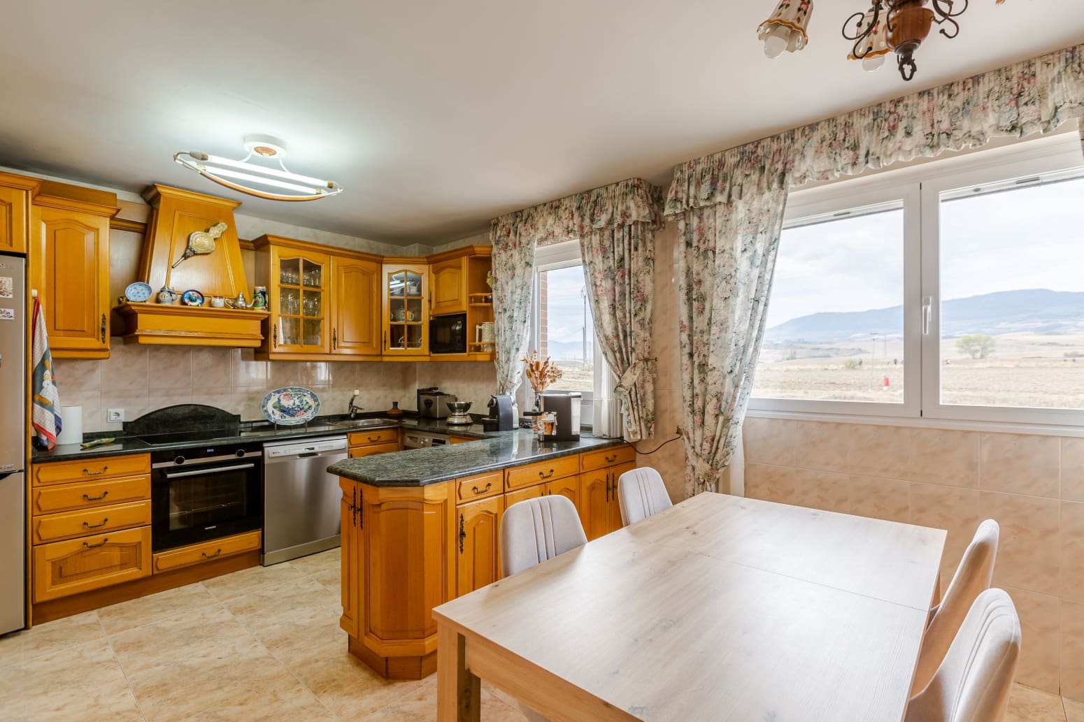 3 soverom Villa til salgs i Zizur Mayor / Zizur Nagusia med garasje - € 497 000 (Ref: 10146381)