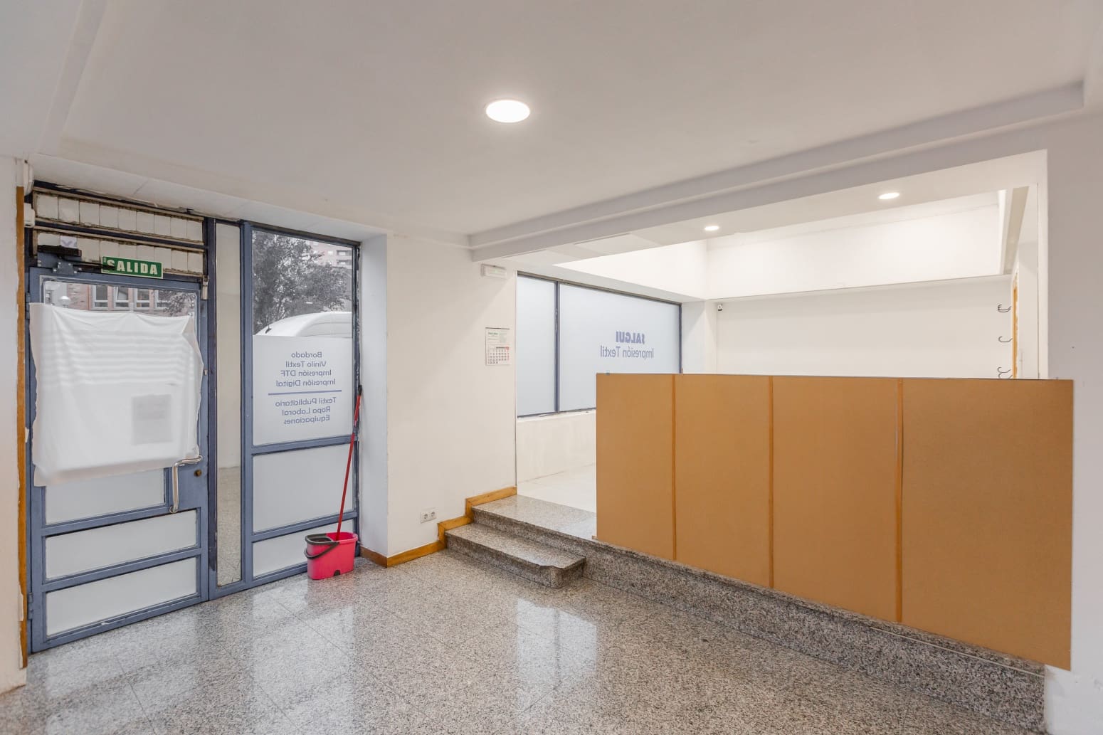 Kaupallinen vuokrattavana paikassa Pamplona - 500 € (Ref: 10146383)