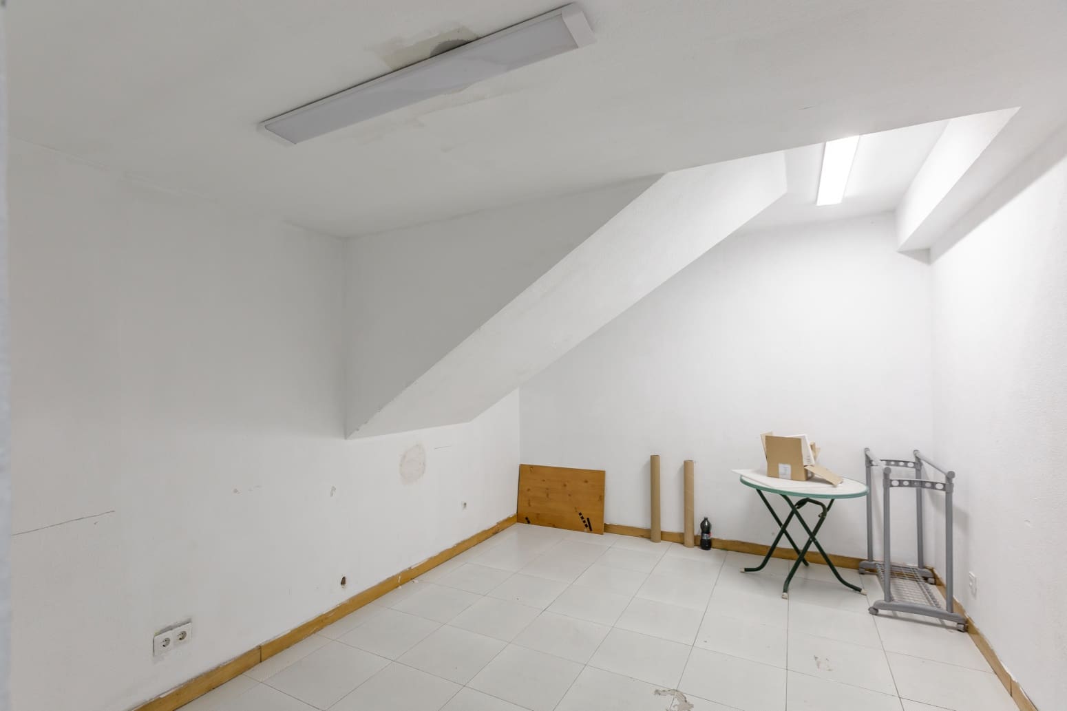 Kaupallinen vuokrattavana paikassa Pamplona - 500 € (Ref: 10146383)