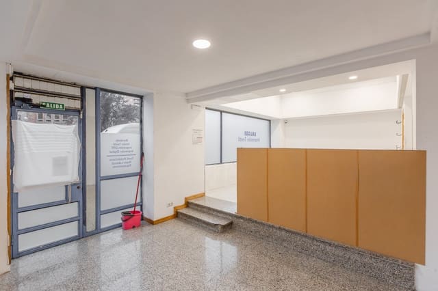 Kommersiell att hyra i Pamplona - 500 € (Ref: 10146383)
