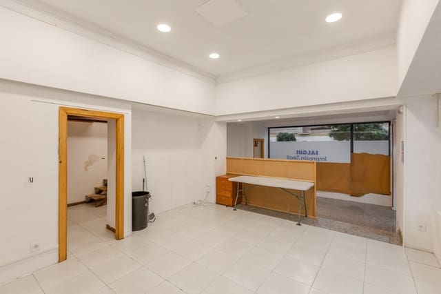 Kommersiell att hyra i Pamplona - 500 € (Ref: 10146383)