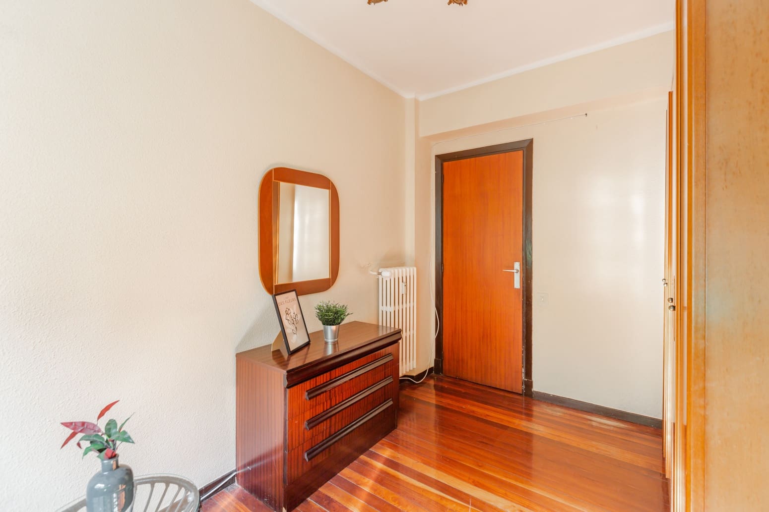 4 soveværelse Lejlighed til salg i Pamplona / Iruna med garage - € 280.000 (Ref: 10148410)