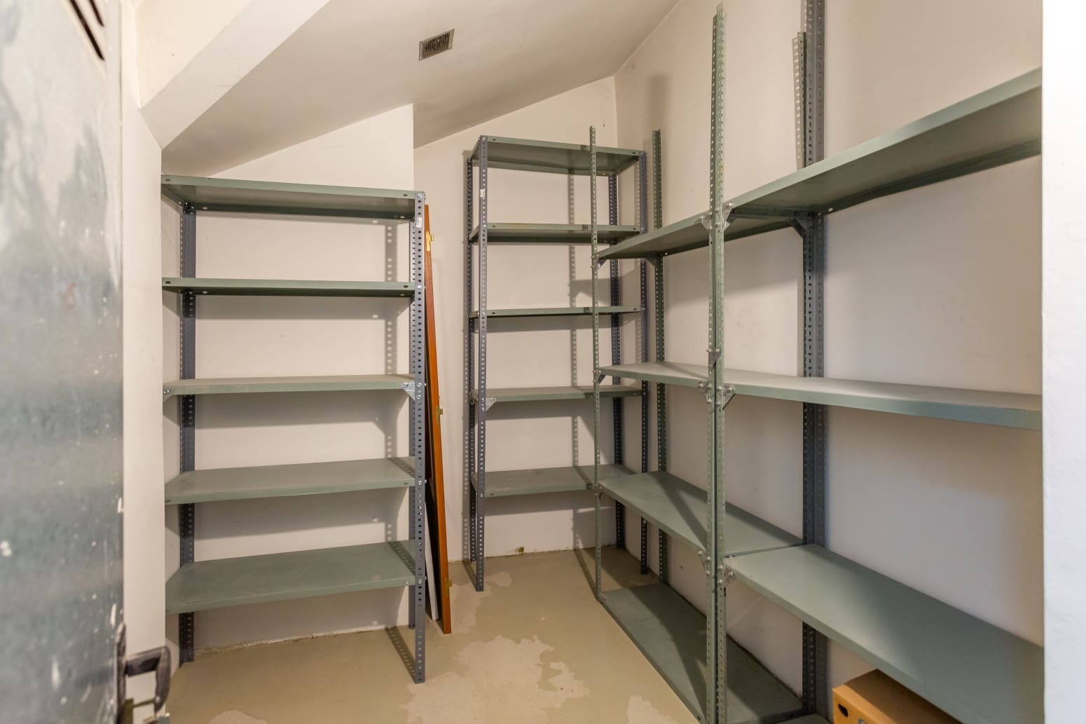 1 soveværelse Lejlighed til salg i Ansoain med swimmingpool garage - € 215.000 (Ref: 10148411)