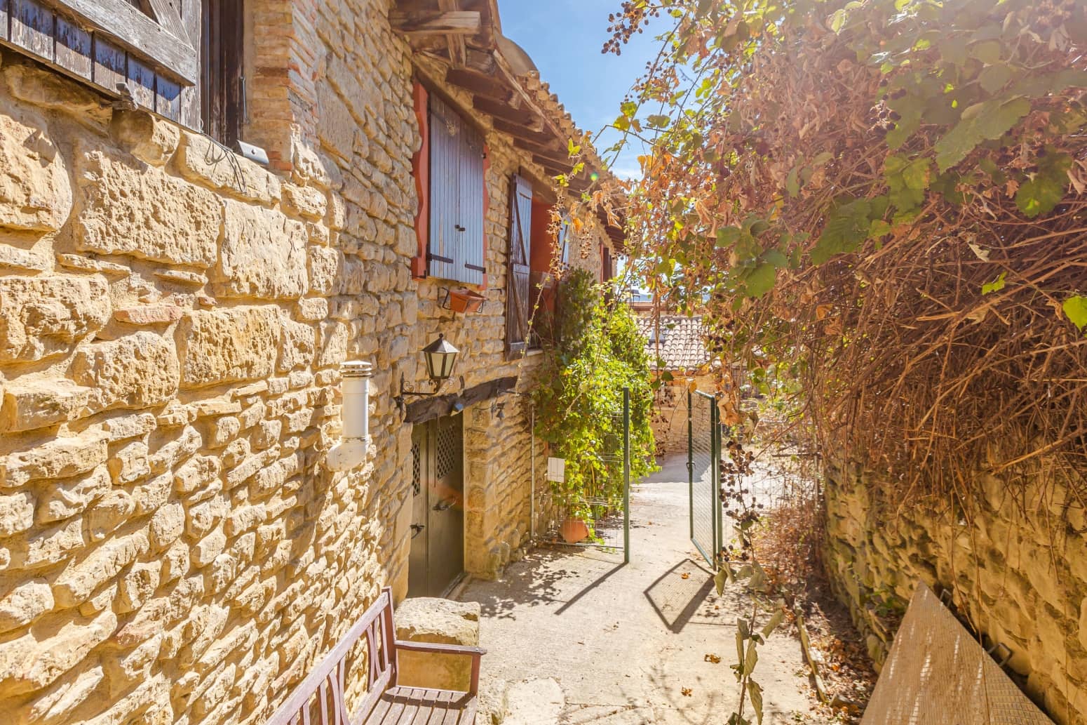 4 bedroom Villa for sale in Lerga with garage - € 245,000 (Ref: 10159200)