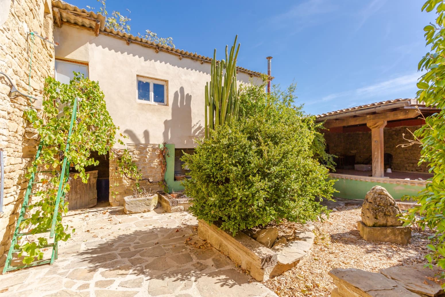 4 bedroom Villa for sale in Lerga with garage - € 245,000 (Ref: 10159200)
