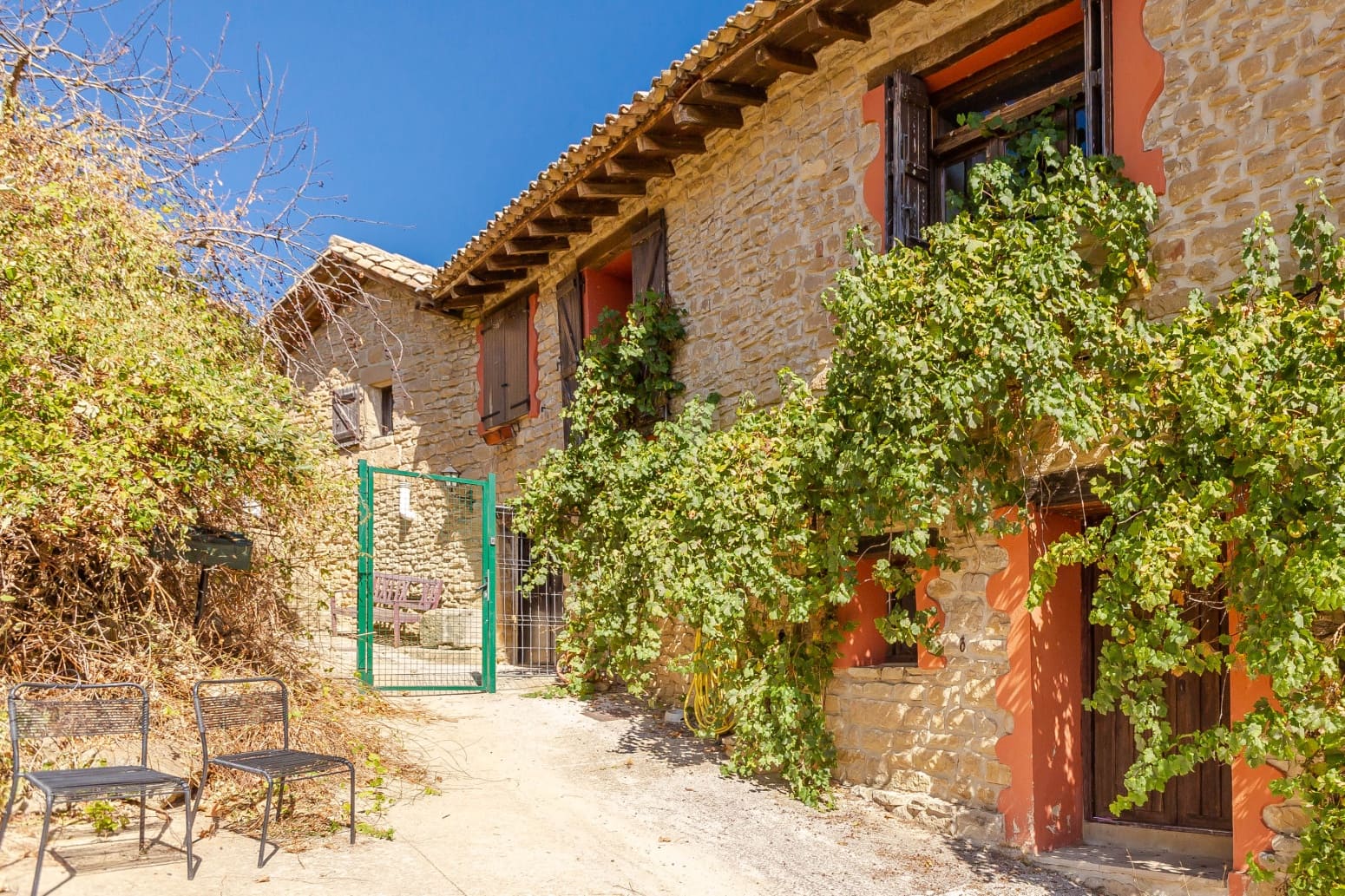 4 bedroom Villa for sale in Lerga with garage - € 245,000 (Ref: 10159200)