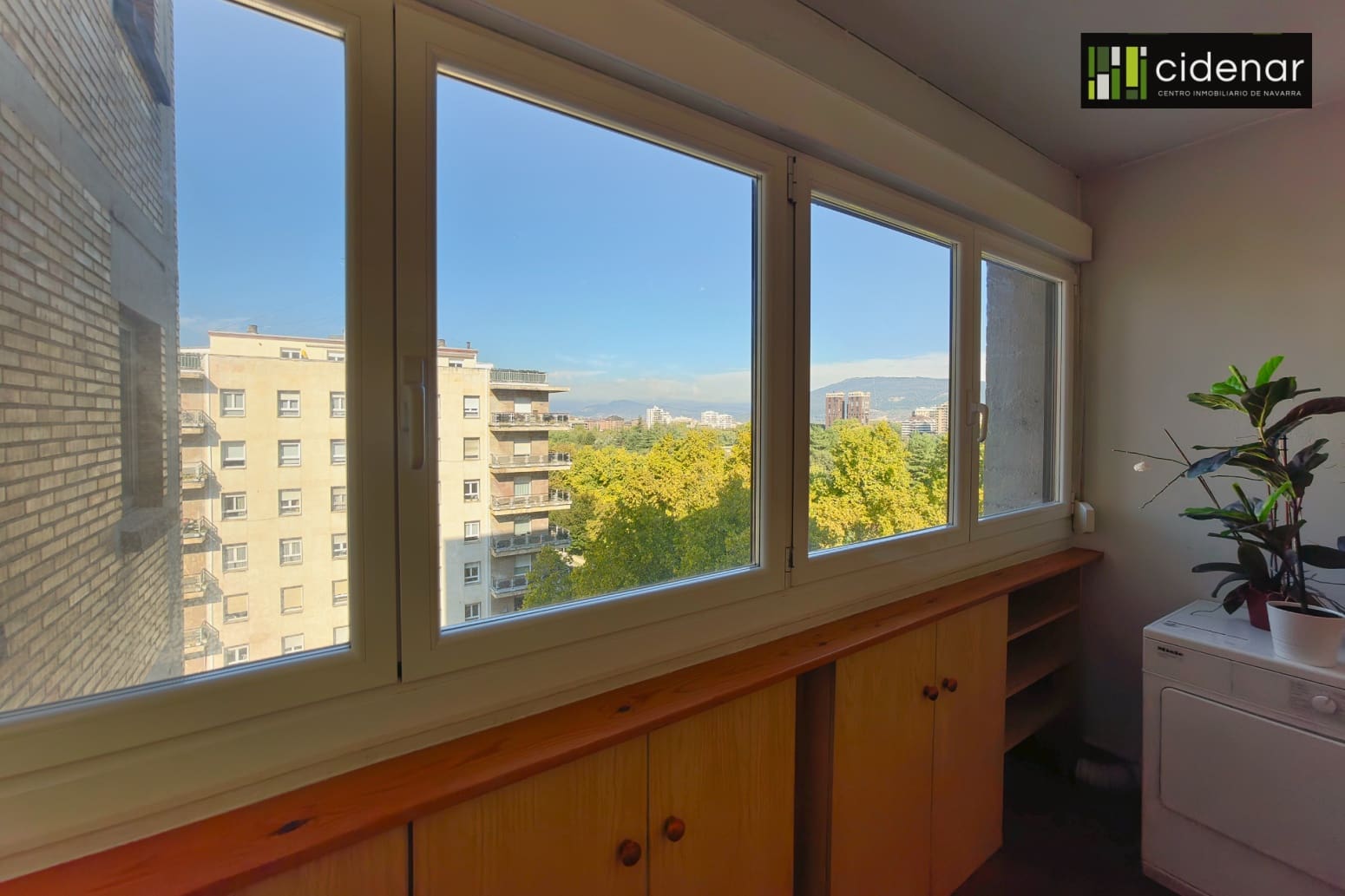 5 bedroom Flat for sale in Pamplona / Iruna with garage - € 576,000 (Ref: 10164722)