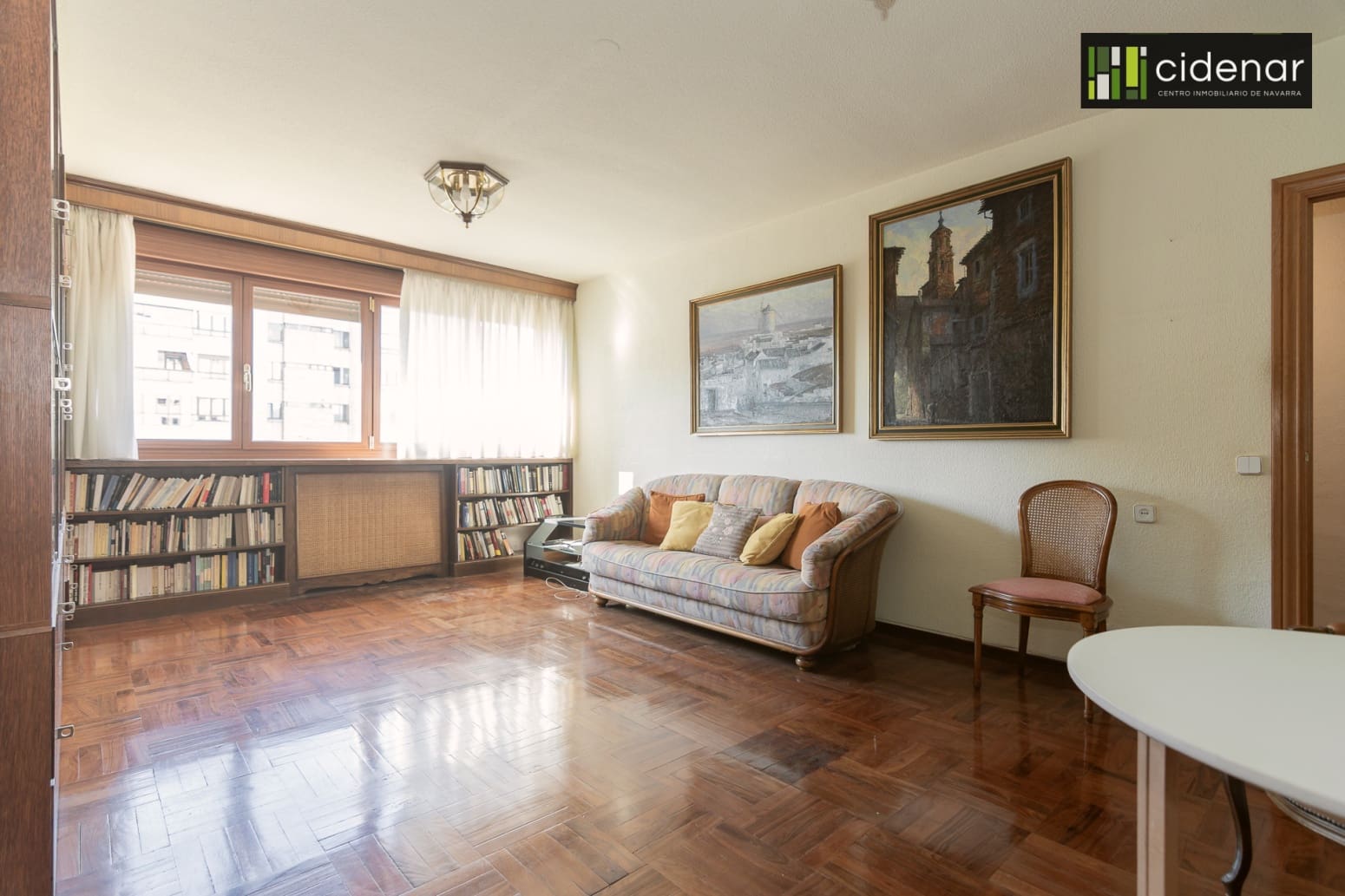 5 bedroom Flat for sale in Pamplona / Iruna with garage - € 576,000 (Ref: 10164722)