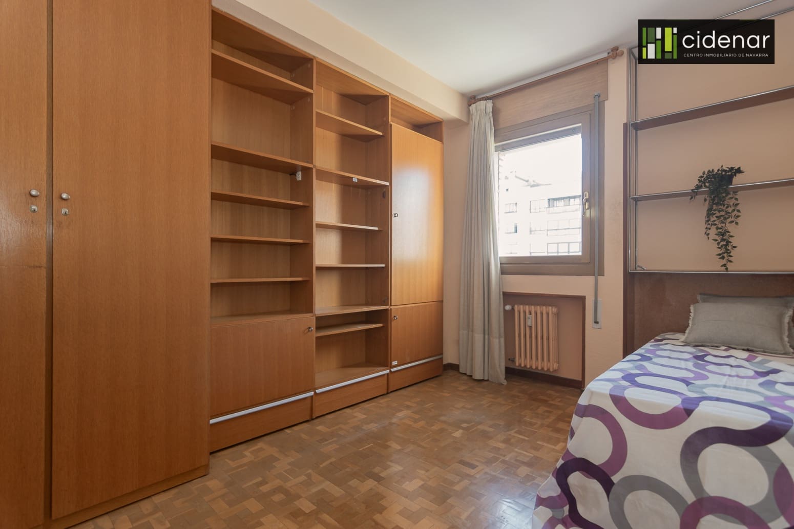 5 bedroom Flat for sale in Pamplona / Iruna with garage - € 576,000 (Ref: 10164722)