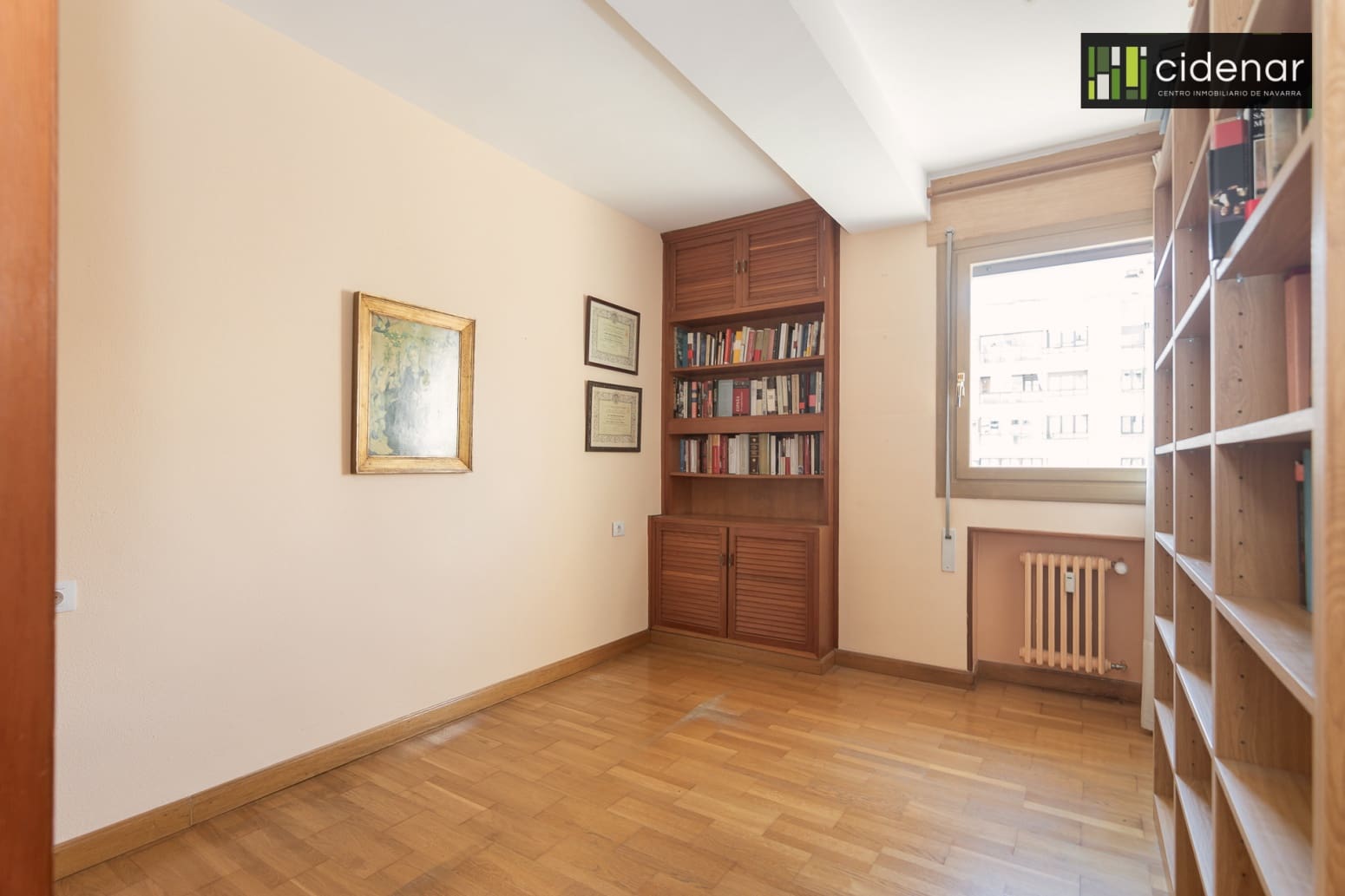 5 bedroom Flat for sale in Pamplona / Iruna with garage - € 576,000 (Ref: 10164722)