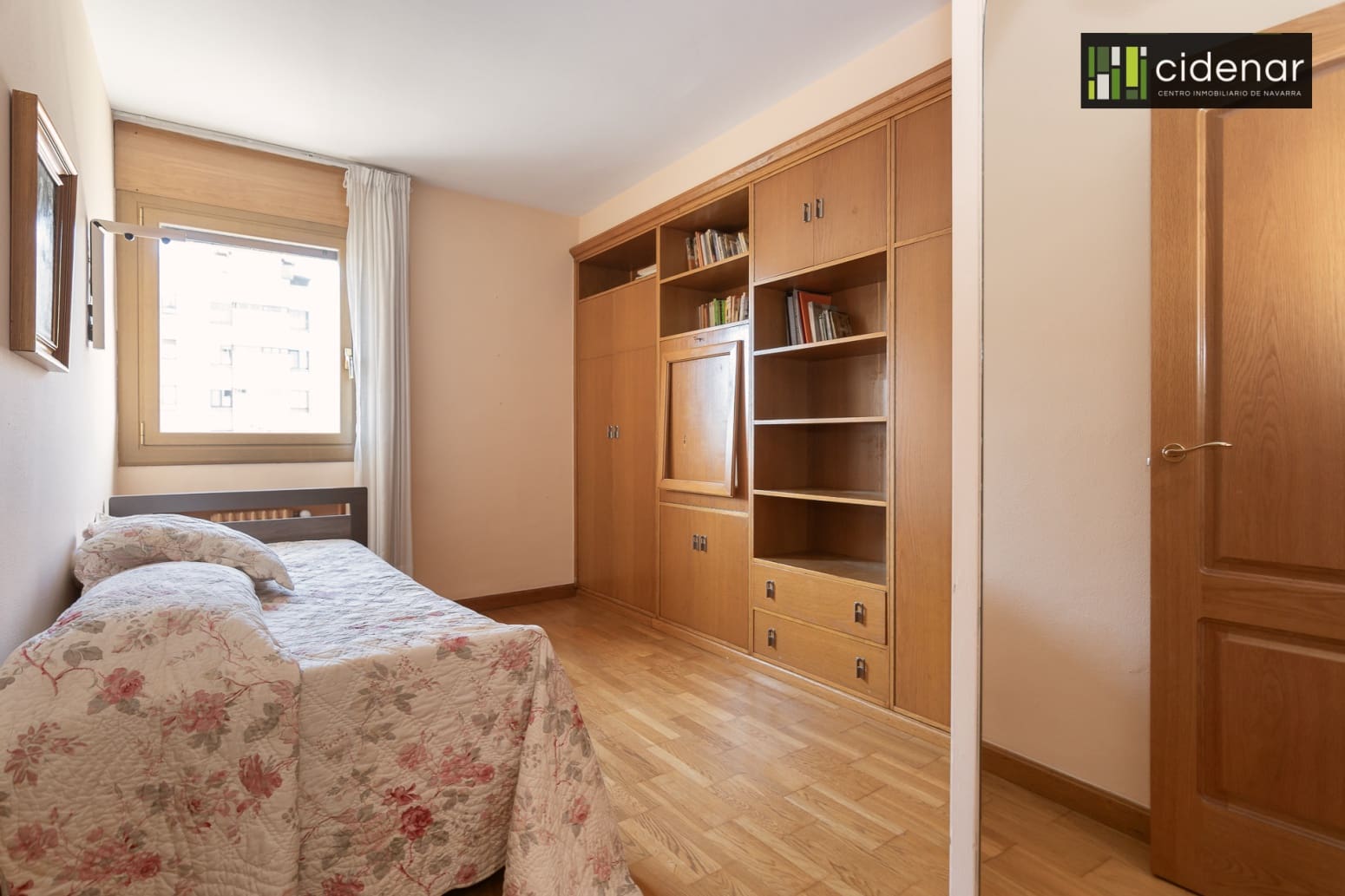 5 bedroom Flat for sale in Pamplona / Iruna with garage - € 576,000 (Ref: 10164722)