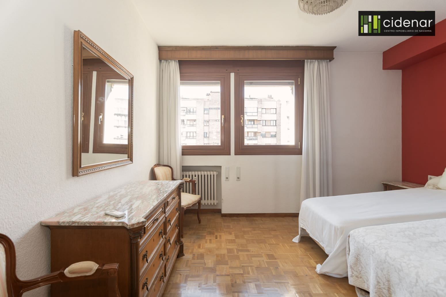 5 bedroom Flat for sale in Pamplona / Iruna with garage - € 576,000 (Ref: 10164722)