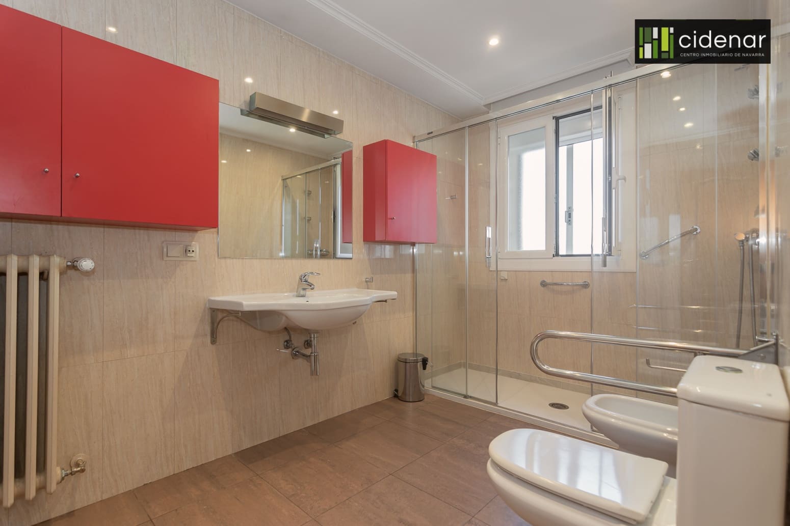 5 bedroom Flat for sale in Pamplona / Iruna with garage - € 576,000 (Ref: 10164722)