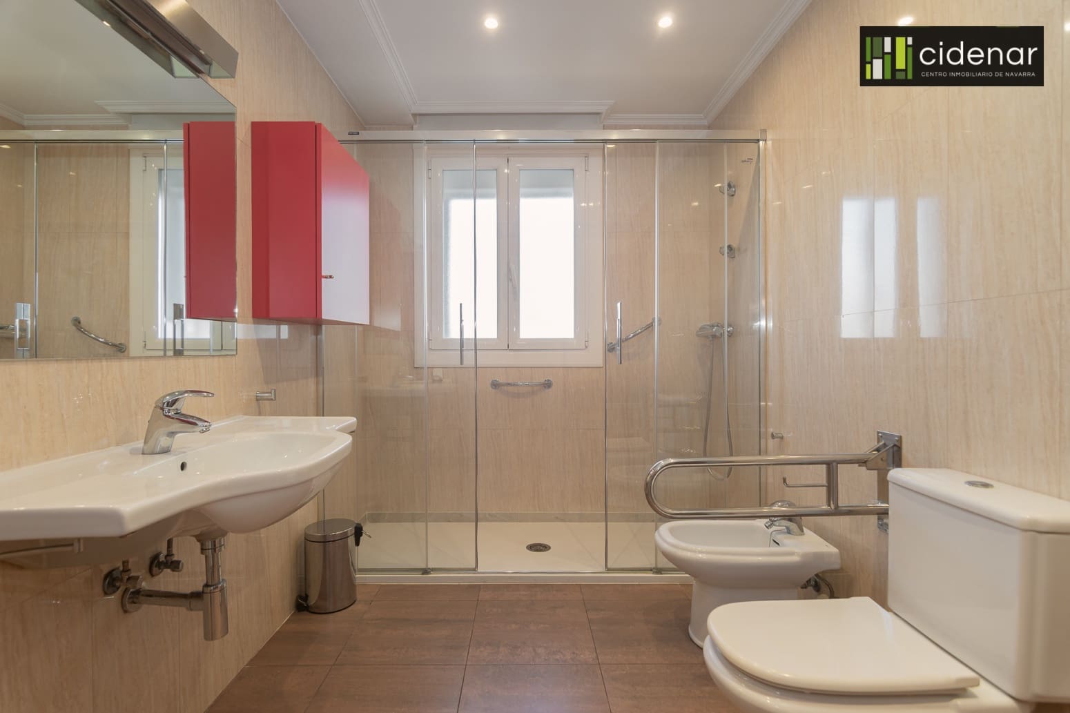 5 bedroom Flat for sale in Pamplona / Iruna with garage - € 576,000 (Ref: 10164722)