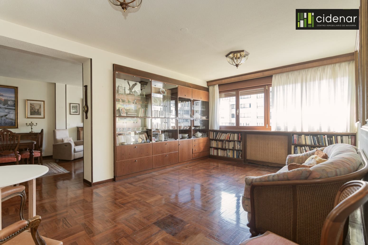 5 bedroom Flat for sale in Pamplona / Iruna with garage - € 576,000 (Ref: 10164722)
