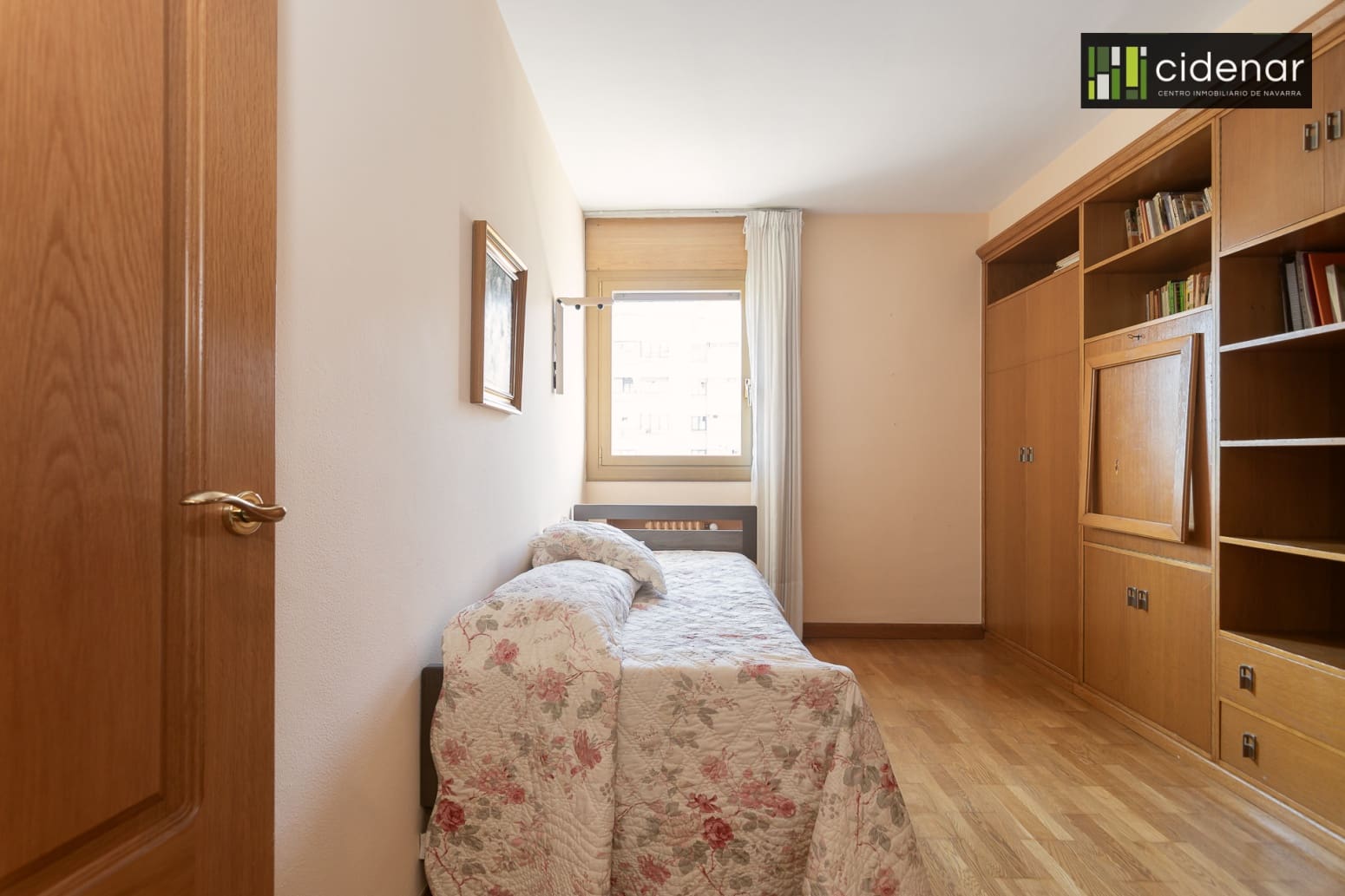 5 bedroom Flat for sale in Pamplona / Iruna with garage - € 576,000 (Ref: 10164722)