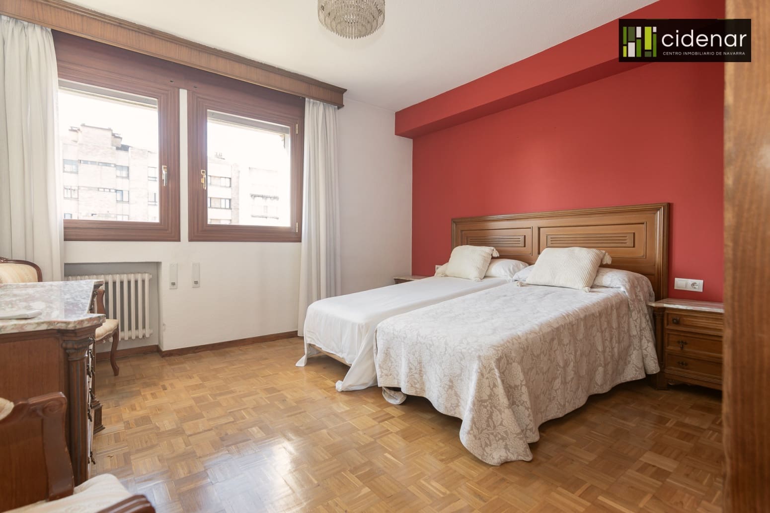 5 bedroom Flat for sale in Pamplona / Iruna with garage - € 576,000 (Ref: 10164722)
