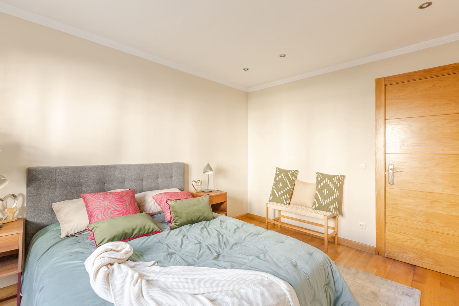 2 bedroom Flat for sale in Pamplona / Iruna - € 249,900 (Ref: 10168311)