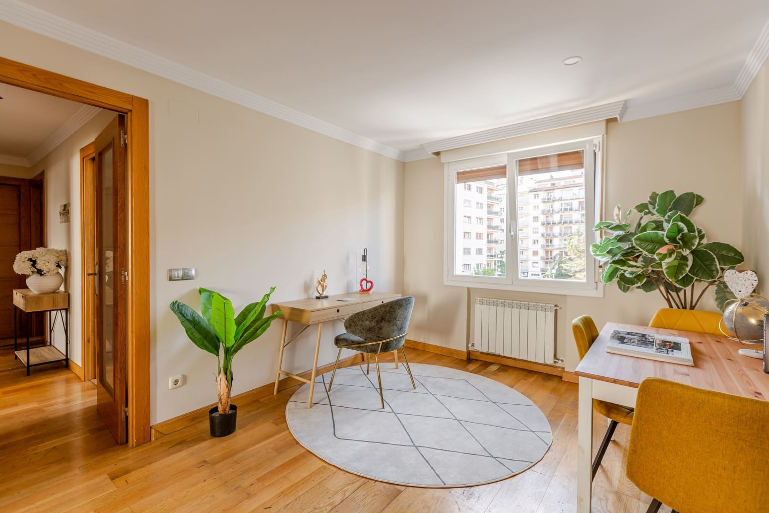 2 bedroom Flat for sale in Pamplona / Iruna - € 249,900 (Ref: 10168311)