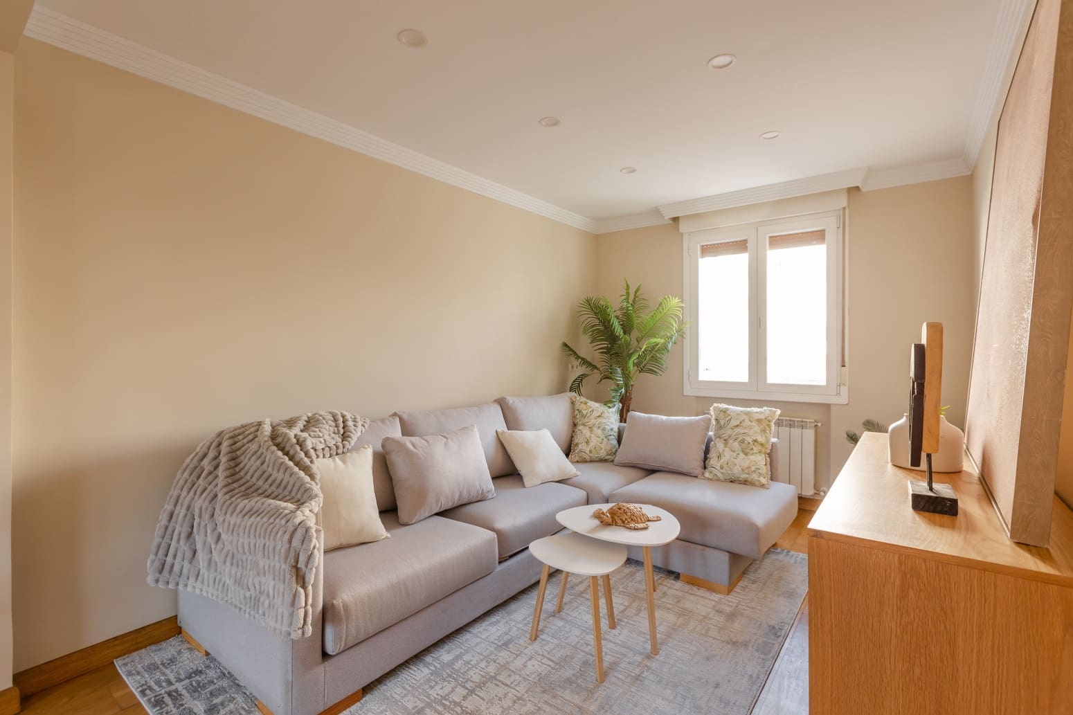2 bedroom Flat for sale in Pamplona / Iruna - € 249,900 (Ref: 10168311)