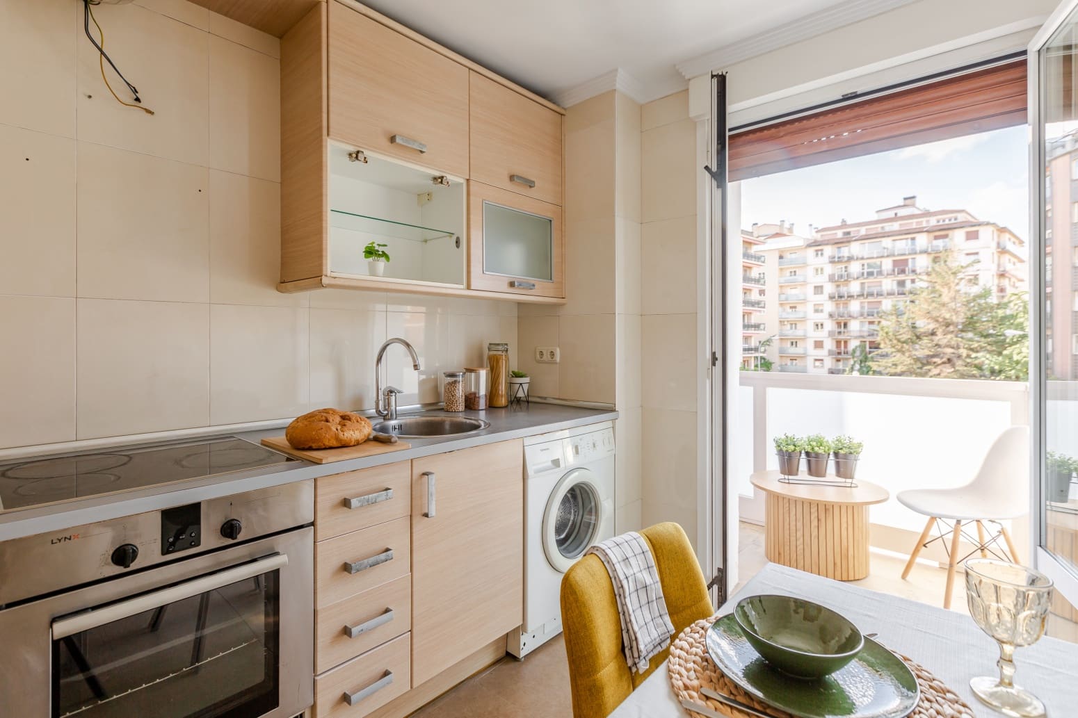 2 bedroom Flat for sale in Pamplona / Iruna - € 249,900 (Ref: 10168311)