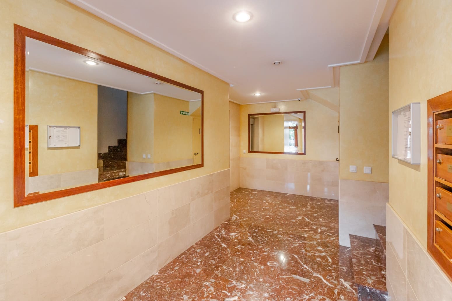 2 slaapkamer Flat te koop in Pamplona met garage - € 259.900 (Ref: 10174463)