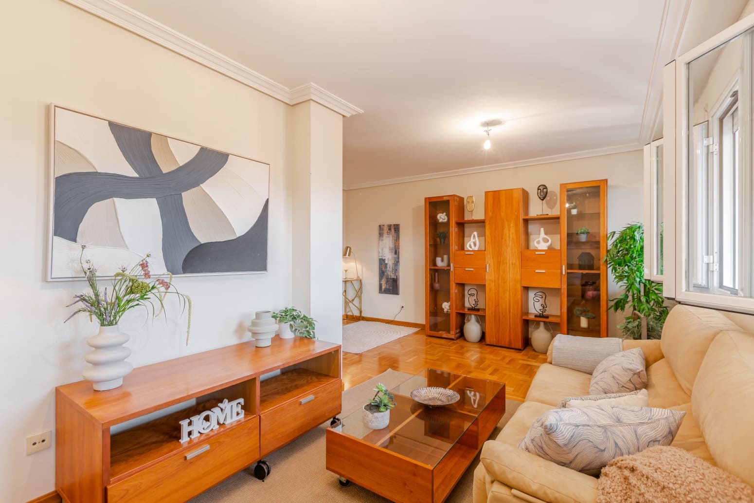 2 slaapkamer Flat te koop in Pamplona met garage - € 259.900 (Ref: 10174463)